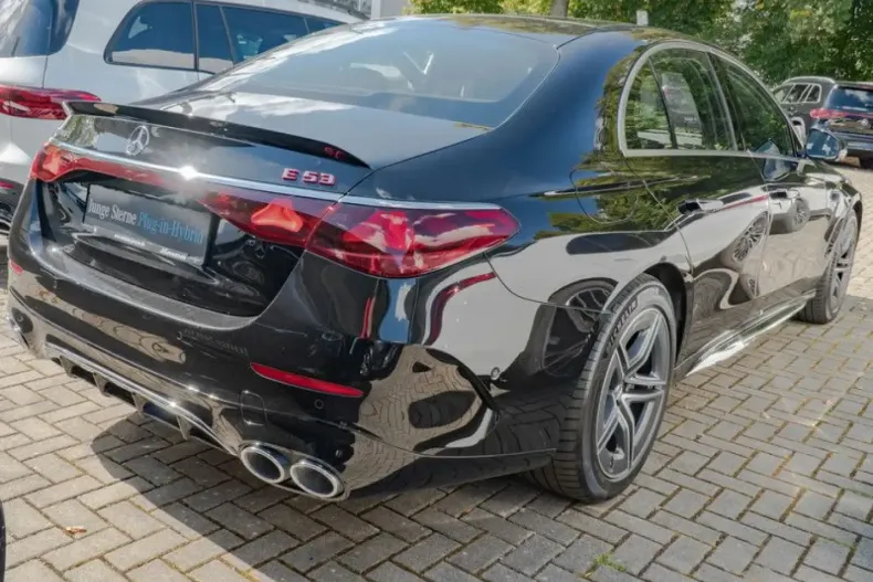 Mercedes-Benz E 53 AMG din 2024 cu 16.801 km - oferta MER157427 - foto 4