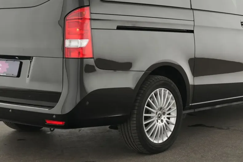 Mercedes-Benz V 220 din 2020 cu 66.760 km - oferta MER157430 - foto 13