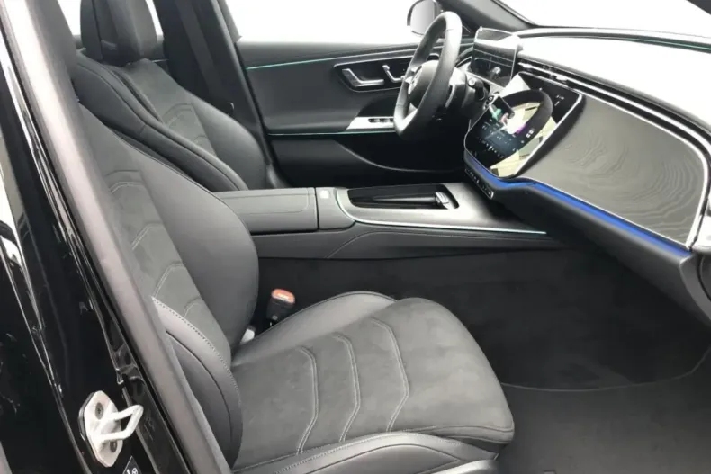 Mercedes-Benz E 300 din 2024 cu 18.795 km - oferta MER157433 - foto 3