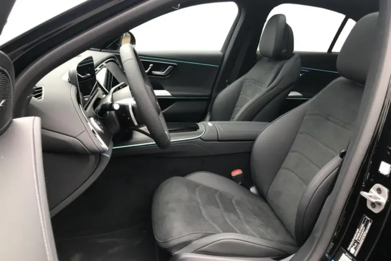 Mercedes-Benz E 300 din 2024 cu 18.795 km - oferta MER157433 - foto 5