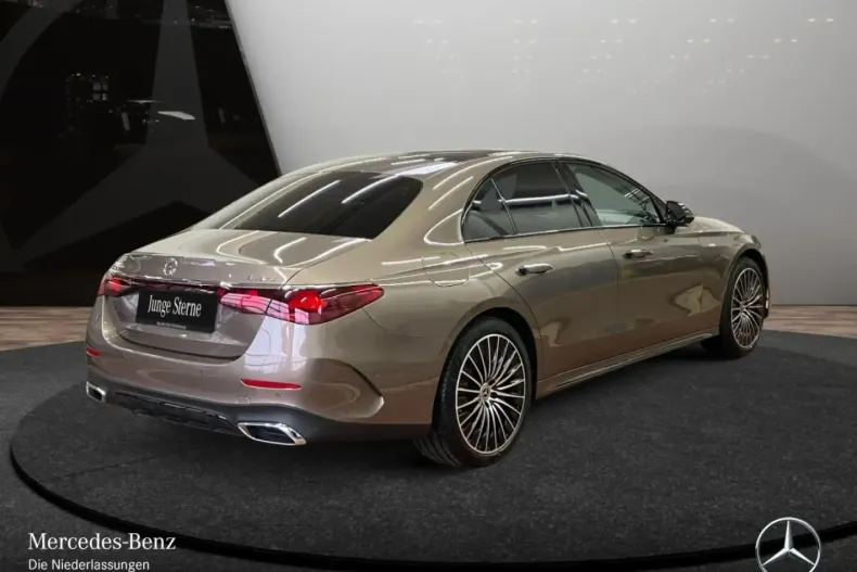 Mercedes-Benz E 400 din 2025 cu 10.254 km - oferta MER157434 - foto 8