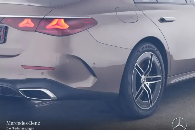 Mercedes-Benz E 450 din 2024 cu 16.858 km - oferta MER157436 - foto 12