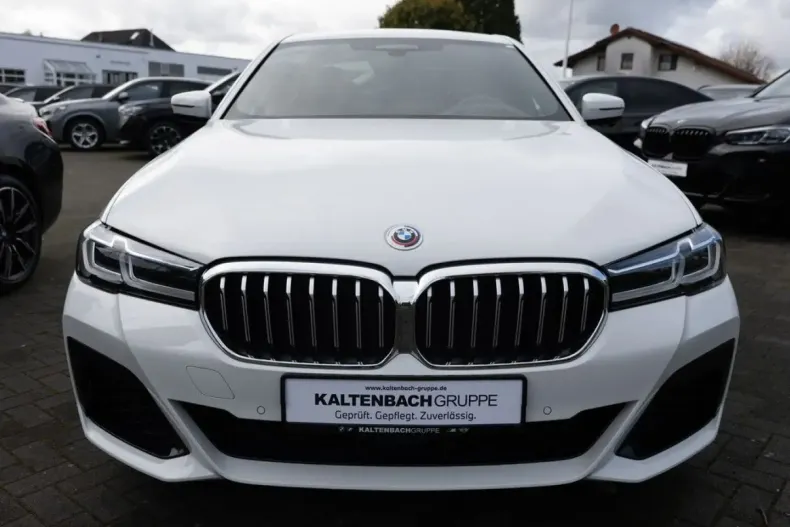 BMW 545 din 2023 cu 34.294 km - oferta BMW157437 - foto 3