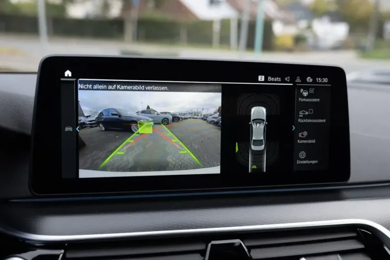 BMW 545 din 2023 cu 34.294 km - oferta BMW157437 - foto 14