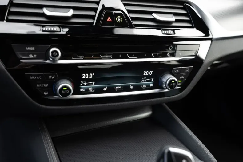 BMW 545 din 2023 cu 34.294 km - oferta BMW157437 - foto 15