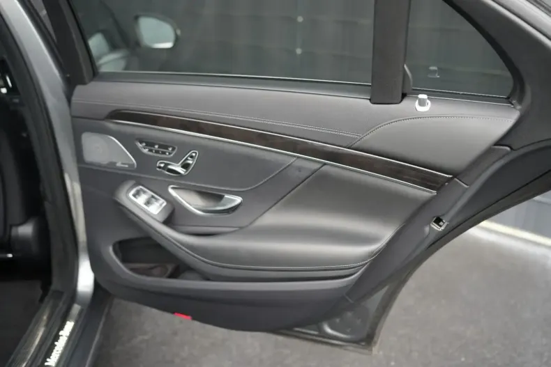 Mercedes-Benz S 560 din 2020 cu 71.061 km - oferta MER157443 - foto 11