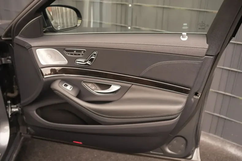 Mercedes-Benz S 560 din 2020 cu 71.061 km - oferta MER157443 - foto 13