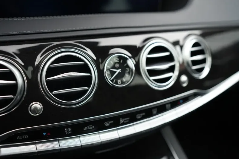 Mercedes-Benz S 560 din 2020 cu 71.061 km - oferta MER157443 - foto 32