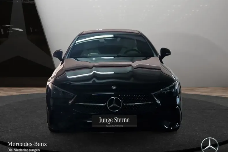 Mercedes-Benz CLE 300 din 2024 cu 12.488 km - oferta MER157445 - foto 2