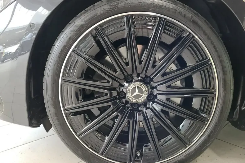 Mercedes-Benz CLE 300 din 2024 cu 21.870 km - oferta MER157446 - foto 4