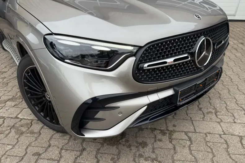 Mercedes-Benz GLC 300 din 2023 cu 58.000 km - oferta MER157447 - foto 3