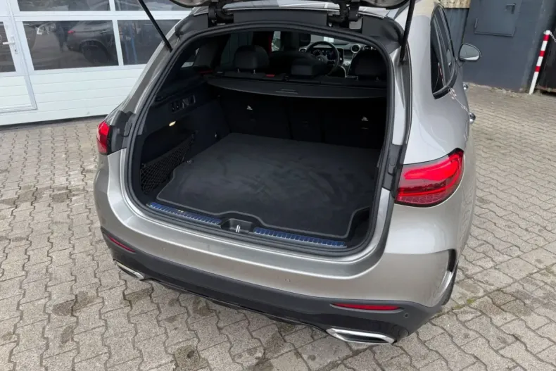 Mercedes-Benz GLC 300 din 2023 cu 58.000 km - oferta MER157447 - foto 5