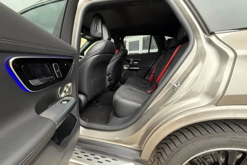 Mercedes-Benz GLC 300 din 2023 cu 58.000 km - oferta MER157447 - foto 12