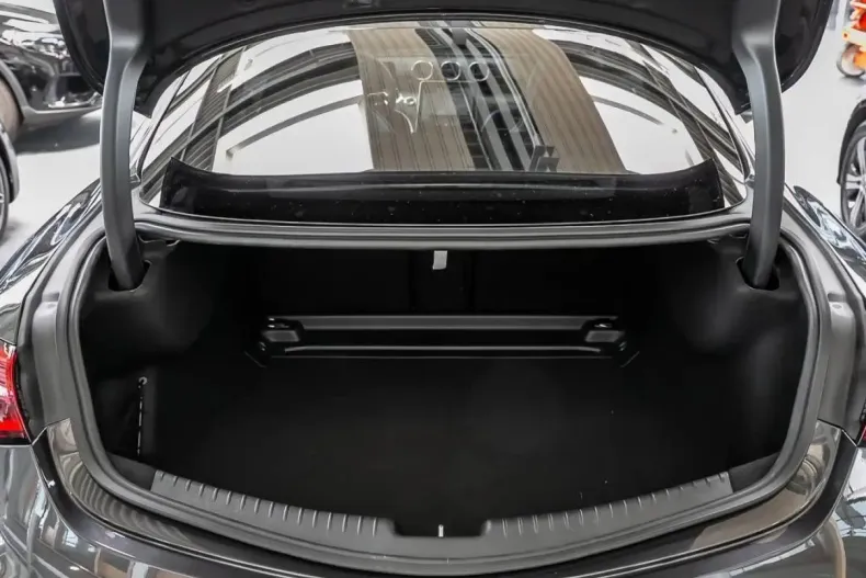 Mercedes-Benz CLE 300 din 2024 cu 14.880 km - oferta MER157448 - foto 10