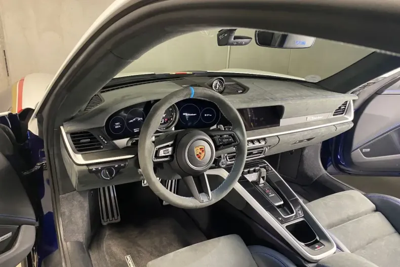 Porsche 992 din 2024 cu 2.200 km - oferta POR157454 - foto 9