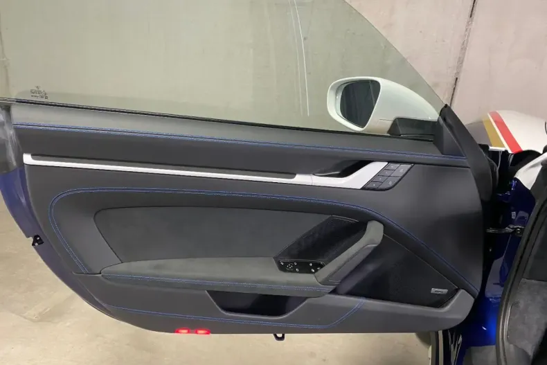 Porsche 992 din 2024 cu 2.200 km - oferta POR157454 - foto 27