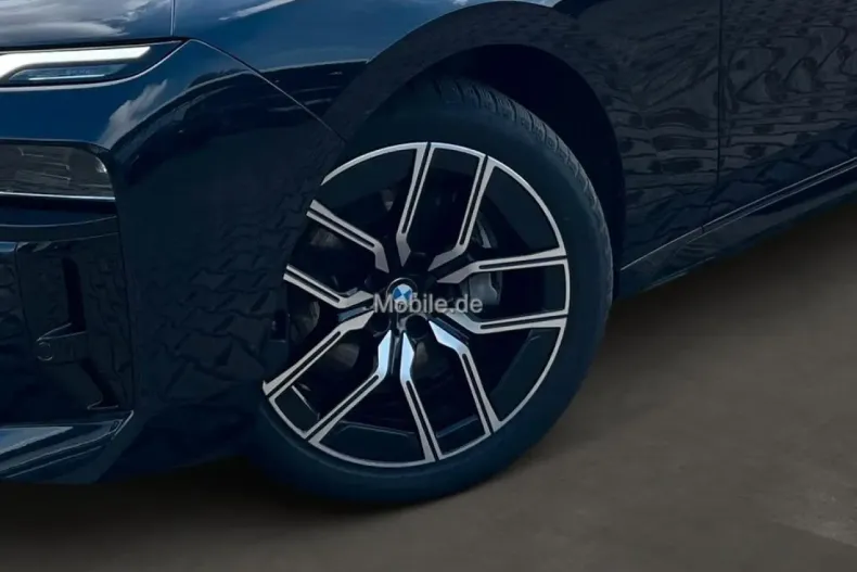 BMW 740 din 2024 cu 28.805 km - oferta BMW157457 - foto 9