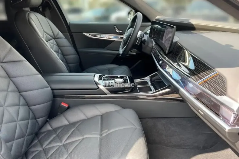 BMW 740 din 2024 cu 28.805 km - oferta BMW157457 - foto 20