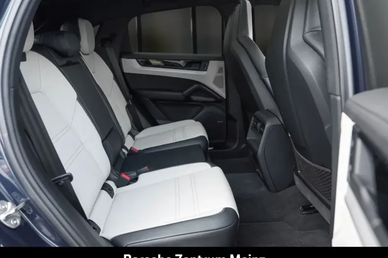 Porsche Cayenne din 2024 cu 12.268 km - oferta POR157468 - foto 18