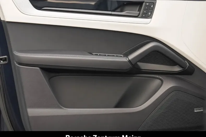 Porsche Cayenne din 2024 cu 12.268 km - oferta POR157468 - foto 27