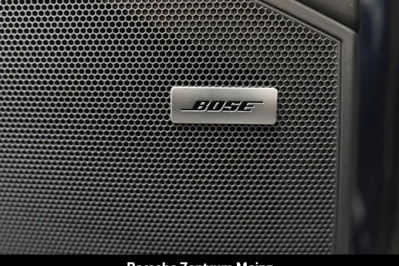 Porsche Cayenne din 2024 cu 12.268 km - oferta POR157468 - foto 31