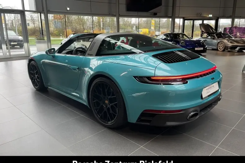 Porsche 992 din 2024 cu 4.010 km - oferta POR157473 - foto 3