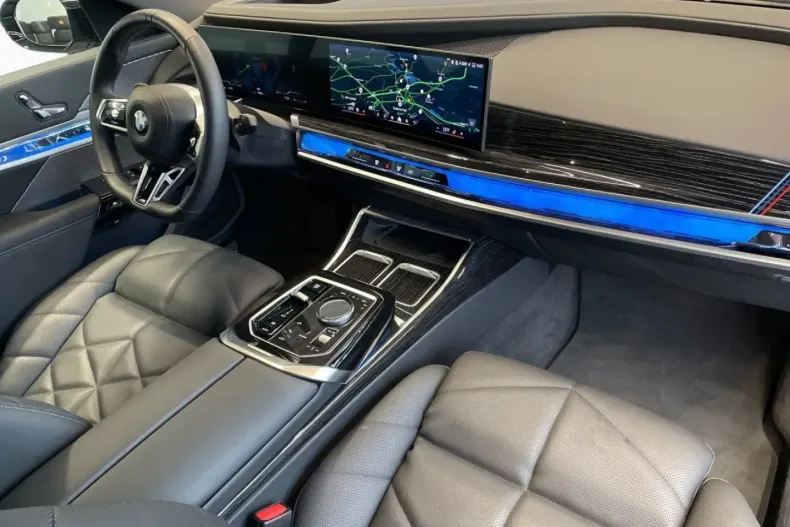 BMW 740 din 2024 cu 18.985 km - oferta BMW157476 - foto 8