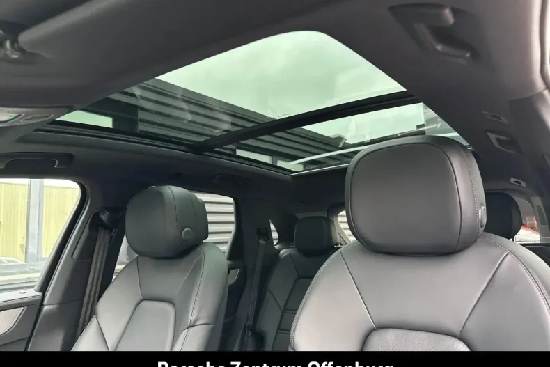 Porsche Cayenne din 2024 cu 23.769 km - oferta POR157477 - foto 23