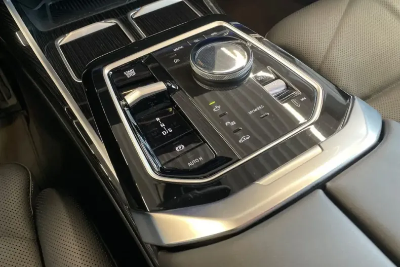 BMW 740 din 2024 cu 26.030 km - oferta BMW157478 - foto 15