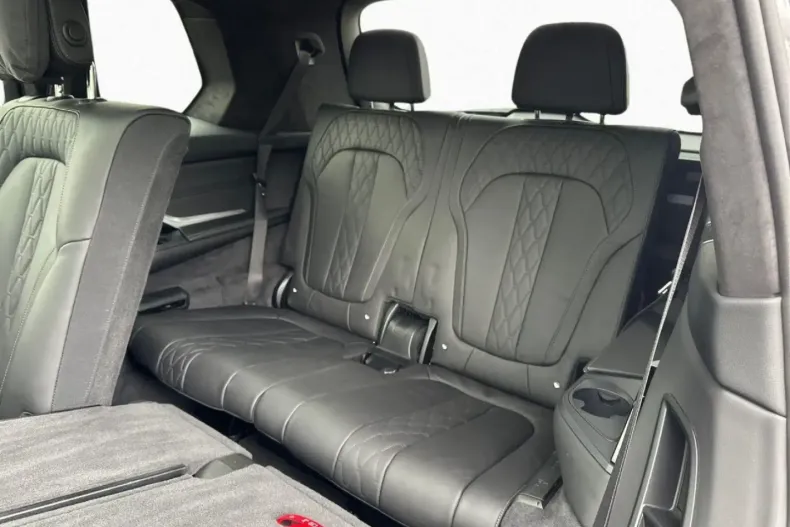 BMW X7 din 2024 cu 67.900 km - oferta BMW157479 - foto 11