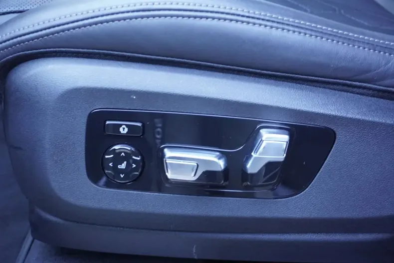 BMW X7 din 2023 cu 43.100 km - oferta BMW157481 - foto 18