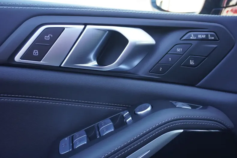 BMW X7 din 2023 cu 43.100 km - oferta BMW157481 - foto 20