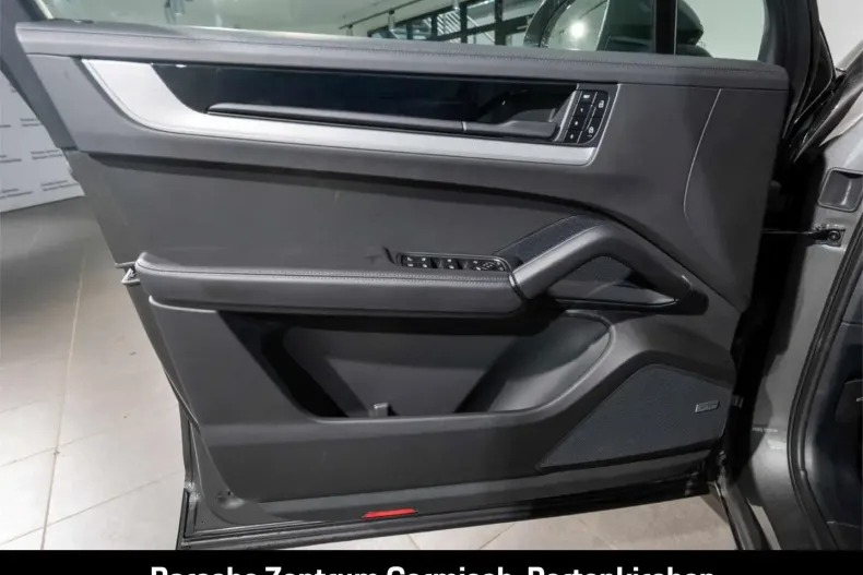 Porsche Cayenne din 2024 cu 20.005 km - oferta POR157487 - foto 13