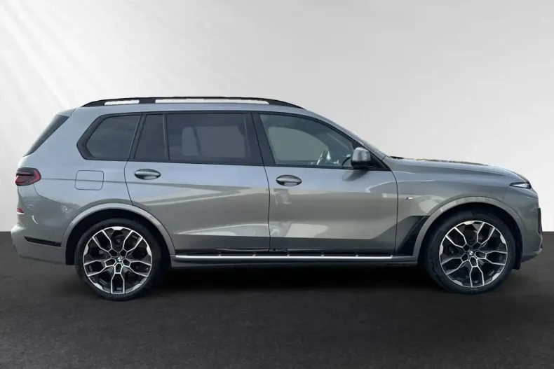 BMW X7 din 2023 cu 39.498 km - oferta BMW157491 - foto 2
