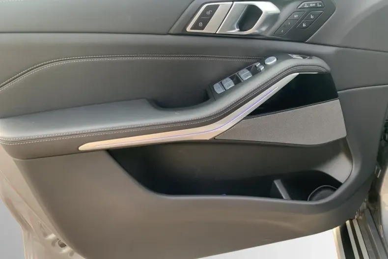 BMW X7 din 2023 cu 39.498 km - oferta BMW157491 - foto 17