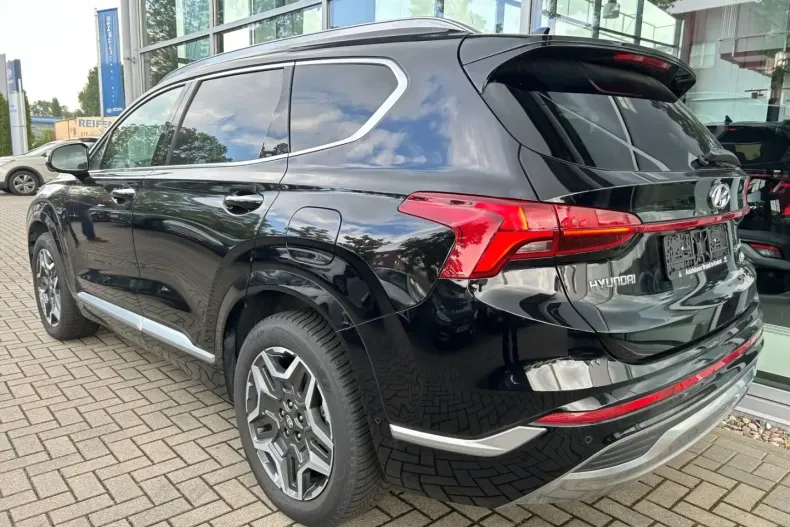 Hyundai SANTA FE din 2024 cu 32.882 km - oferta HYU157494 - foto 4