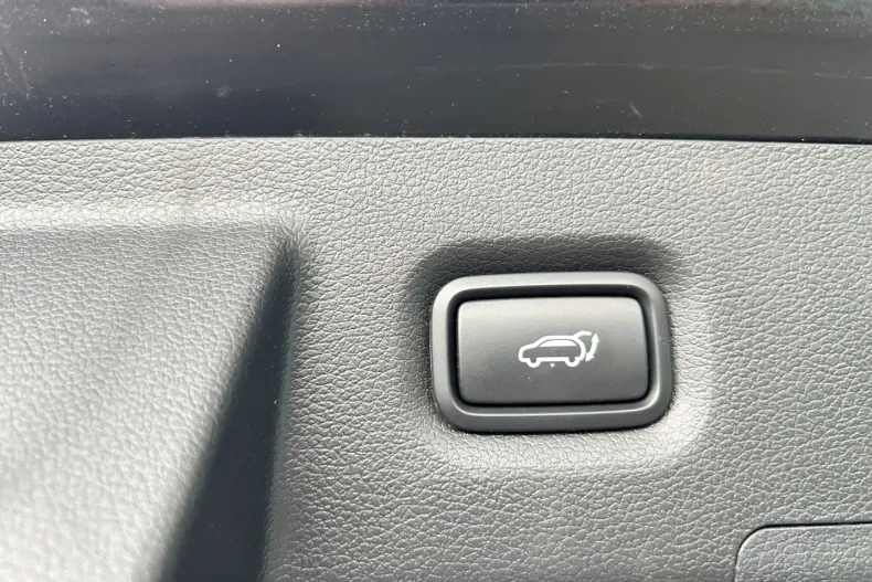 Hyundai SANTA FE din 2024 cu 32.882 km - oferta HYU157494 - foto 7