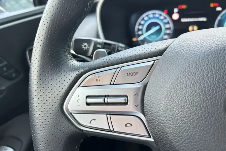 Hyundai SANTA FE din 2024 cu 32.882 km - oferta HYU157494 - foto 19