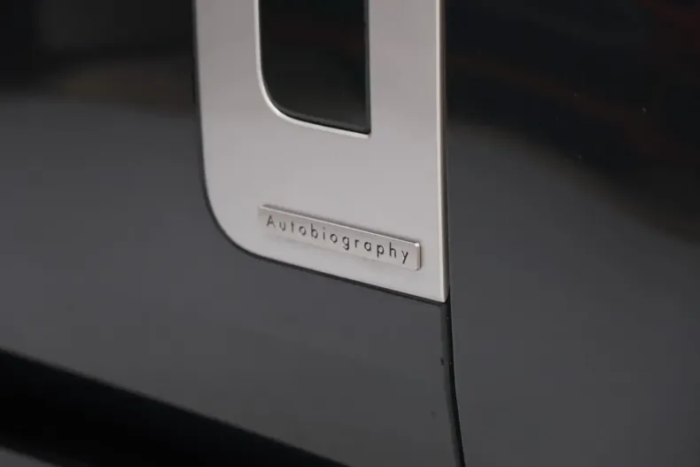 Land Rover Range Rover din 2024 cu 16.990 km - oferta LAN157496 - foto 19