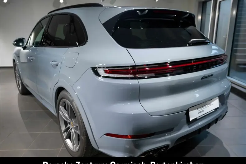 Porsche Cayenne din 2024 cu 16.481 km - oferta POR157498 - foto 3