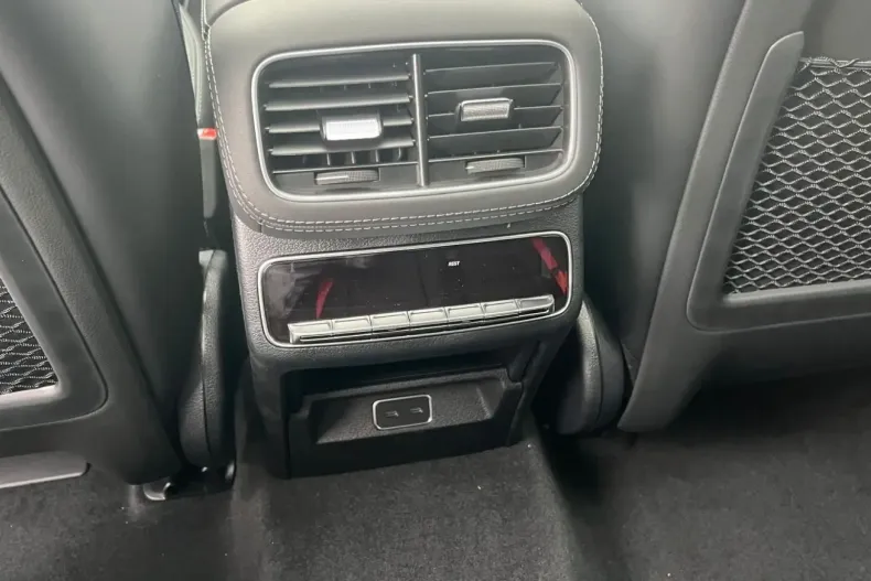 Mercedes-Benz GLE 53 AMG din 2025 cu 150 km - oferta MER157499 - foto 13