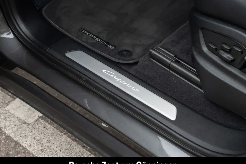Porsche Cayenne din 2024 cu 23.780 km - oferta POR157505 - foto 14