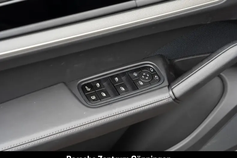 Porsche Cayenne din 2024 cu 23.780 km - oferta POR157505 - foto 16