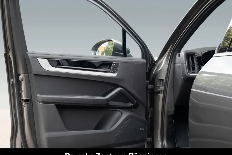 Porsche Cayenne din 2024 cu 23.780 km - oferta POR157505 - foto 17