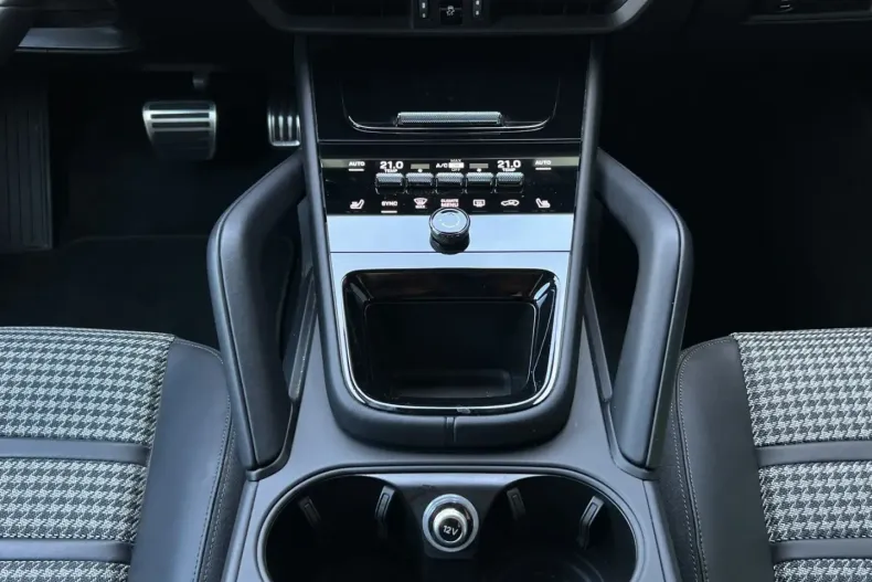 Porsche Cayenne din 2024 cu 13.900 km - oferta POR157512 - foto 14