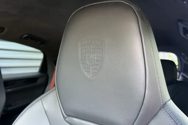 Porsche Cayenne din 2024 cu 13.900 km - oferta POR157512 - foto 17