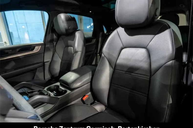 Porsche Cayenne din 2024 cu 25.871 km - oferta POR157516 - foto 8