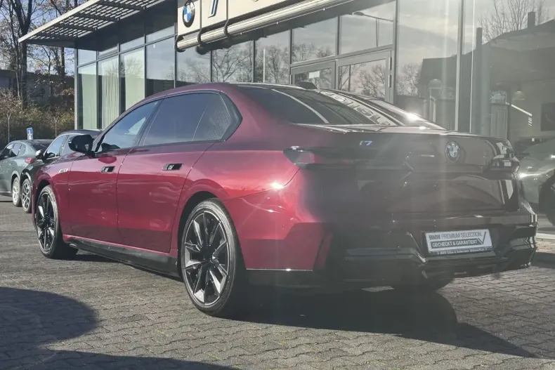 BMW i7 din 2024 cu 1.247 km - oferta BMW157517 - foto 3