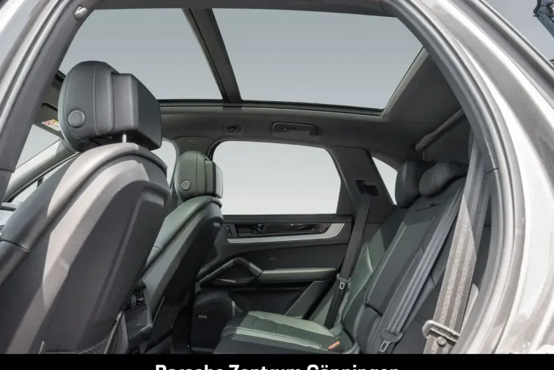 Porsche Cayenne din 2024 cu 18.415 km - oferta POR157519 - foto 7