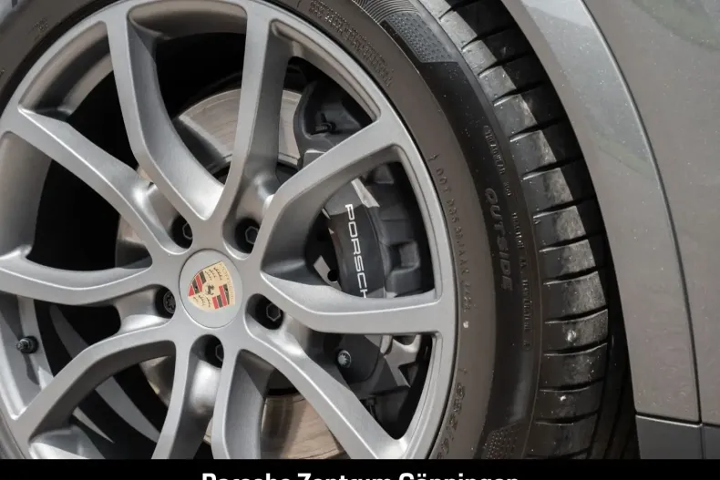 Porsche Cayenne din 2024 cu 18.415 km - oferta POR157519 - foto 13